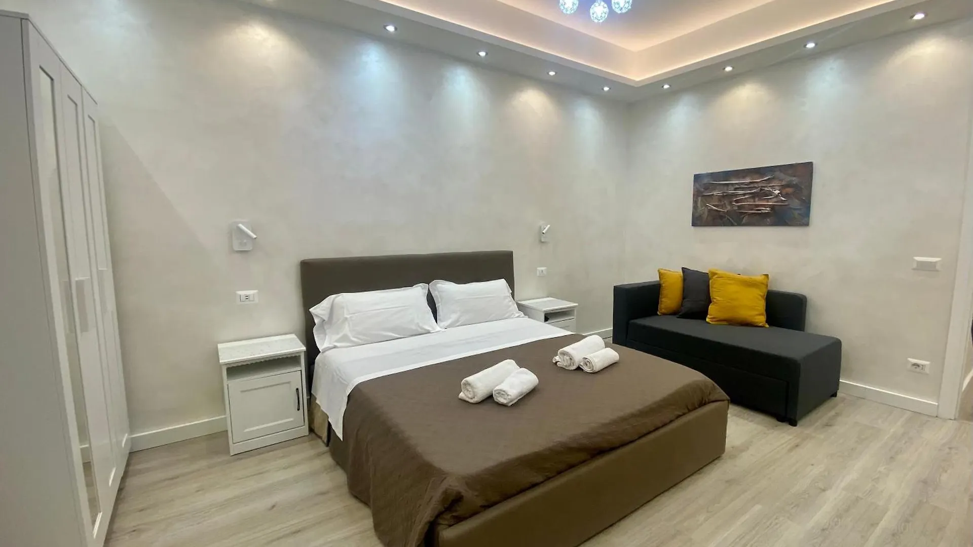 Apartment Close To The Coloseum, 2 Minutes Walk From Metro A Ρώμη